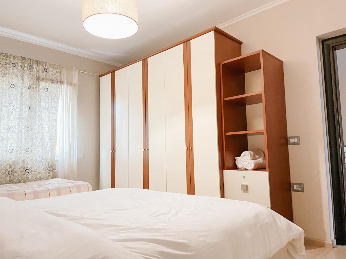 "Chill Apartment" Vasil Shanto Crossroad - Spacious Apartment With A Great View Tirana Exterior foto