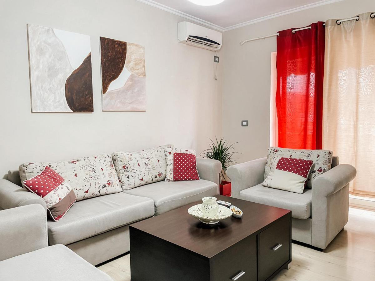 "Chill Apartment" Vasil Shanto Crossroad - Spacious Apartment With A Great View Tirana Exterior foto